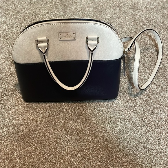 Navy and white Kate Spade purse - Picture 2 of 6